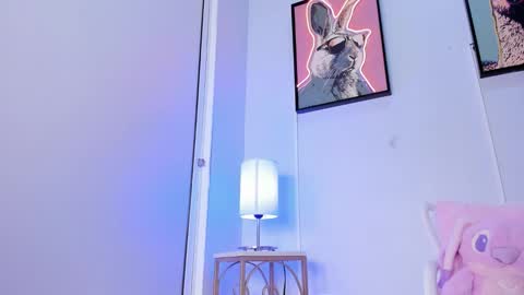 dulce__fiore07 online show from 03/19/26, 12:20