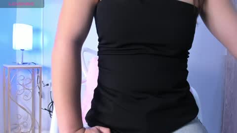 Snapshot of dulce__fiore07 chatting on 05/02/26, 12:10 dulce__fiore07 online show from 05/02/26, 12:10