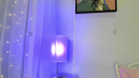 Snapshot of dulce__fiore07 chatting on 05/29/26, 12:03 dulce__fiore07 online show from 05/29/26, 12:03