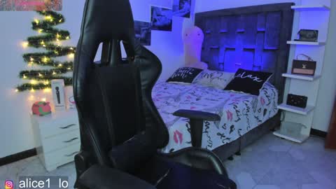 Snapshot of dulce_alice_ chatting on 12/05/24, 10:23  ALICE  online show from 12/05/24, 10:23