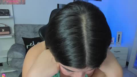 Snapshot of dulce_alice_ chatting on 03/03/25, 01:20  ALICE  online show from 03/03/25, 01:20