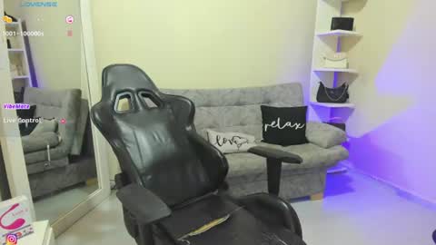 Snapshot of dulce_alice_ chatting on 06/11/26, 12:32 ALICE online show from 06/11/26, 12:32