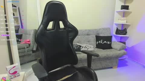 Snapshot of dulce_alice_ chatting on 06/11/26, 11:47 ALICE online show from 06/11/26, 11:47