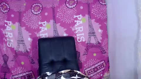 Snapshot of dulce_amor chatting on 01/17/25, 09:17 Dulce online show from 01/17/25, 09:17