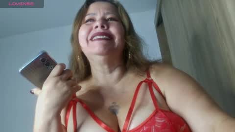 Snapshot of dulce_anahi_ chatting on 05/01/26, 01:32 Im Dulce online show from 05/01/26, 01:32