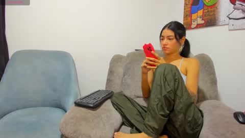 Snapshot of dulce_and_lion chatting on 09/20/25, 03:29 dulce_and_lion online show from 09/20/25, 03:29