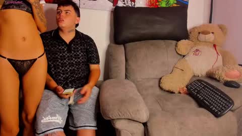 Snapshot of dulce_and_lion chatting on 10/21/25, 05:08 dulce_and_lion online show from 10/21/25, 05:08