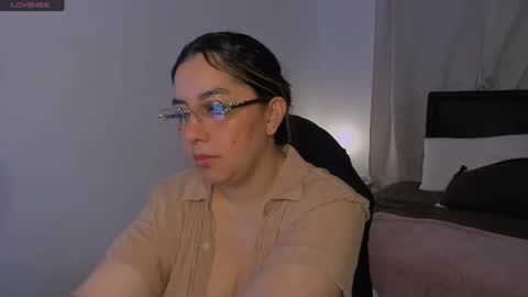 Snapshot of dulce_brithany chatting on 07/04/26, 04:57 dulce brithany online show from 07/04/26, 04:57