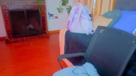 C E L E S T E  online show from 04/01/26, 07:33