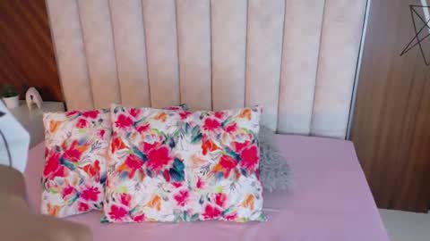 DULCE HOLY online show from 07/09/26, 12:58