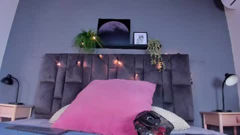 Snapshot of dulceaurora_ chatting on 06/11/26, 06:00 DULCE AURORA online show from 06/11/26, 06:00