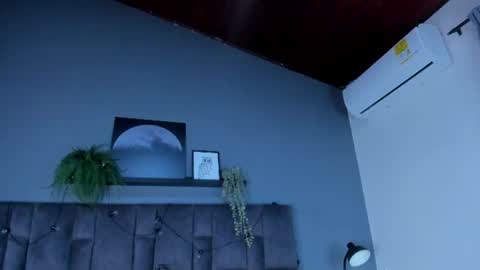 Snapshot of dulceaurora_ chatting on 06/20/26, 02:47 DULCE AURORA online show from 06/20/26, 02:47