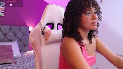 dulcee_gaby online show from 10/11/25, 11:09