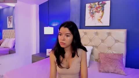 Snapshot of dulceekitten chatting on 03/05/26, 12:12 Kitten online show from 03/05/26, 12:12