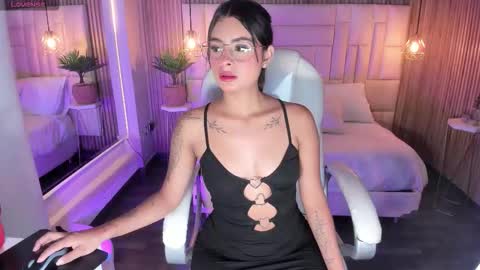 Dulce  online show from 11/06/25, 11:44