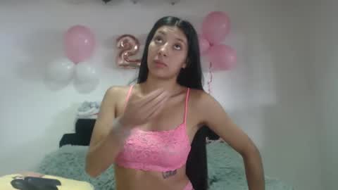 dulceisabellax online show from 02/20/25, 04:46