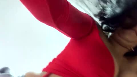 Snapshot of dulcekatty18 chatting on 05/09/26, 01:05 dulcekatty18 online show from 05/09/26, 01:05