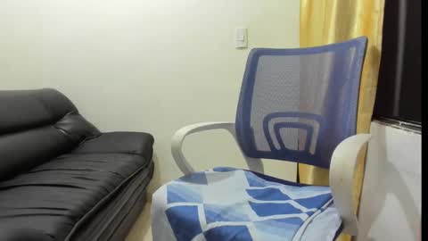 Snapshot of dulcemilf_ chatting on 01/19/25, 04:44 Dulce  online show from 01/19/25, 04:44