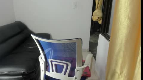 Snapshot of dulcemilf_ chatting on 02/23/25, 03:24 Dulce  online show from 02/23/25, 03:24
