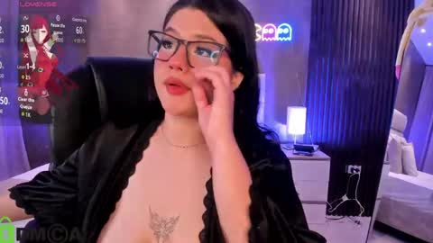 Snapshot of dulcerose01 chatting on 04/28/26, 04:06 Dulce Rose online show from 04/28/26, 04:06