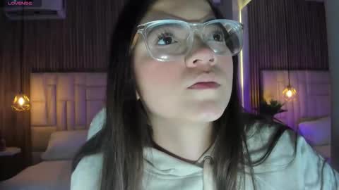 dulcevela online show from 11/11/25, 05:02