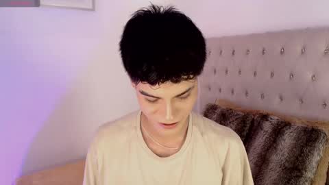 Dulcey online show from 10/05/25, 12:31