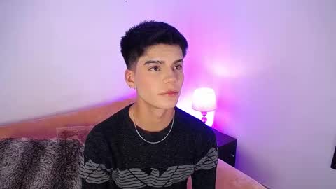 Dulcey online show from 12/01/25, 03:33