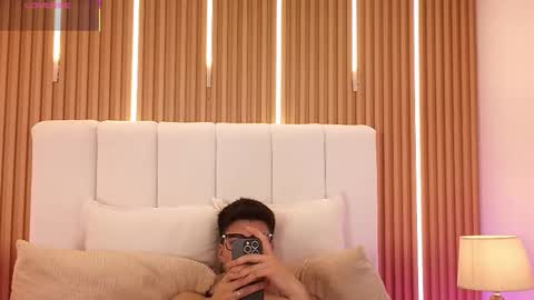 Dulcey online show from 03/18/26, 04:48