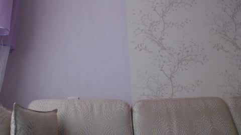 dulcieheath online show from 02/25/25, 10:04