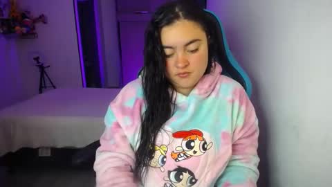 Snapshot of dumont_model chatting on 09/23/25, 06:49 Nicole   online show from 09/23/25, 06:49