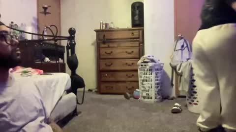 dumptrucksnfrontbutts online show from 03/28/26, 10:04