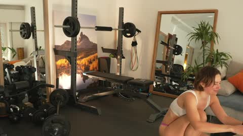 Snapshot of dupka_vibes chatting on 04/10/26, 04:55 Dupka online show from 04/10/26, 04:55