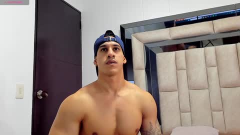 duran_dhikol1 online show from 12/19/24, 01:07