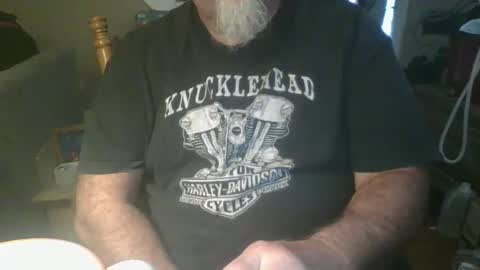Snapshot of durdyone2025 chatting on 10/19/25, 01:23 durdyone2025 online show from 10/19/25, 01:23