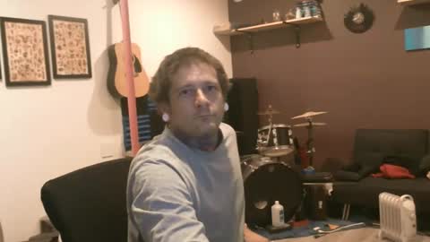 Snapshot of durfmanx chatting on 02/23/25, 07:44 durfmanX online show from 02/23/25, 07:44