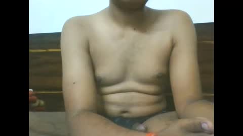 dusky_aarav online show from 11/03/25, 09:32
