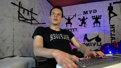 Dustin Sonne online show from 05/24/26, 03:22