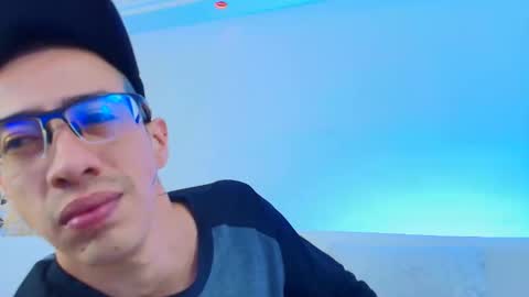 Dustin Dollin online show from 03/24/26, 06:13