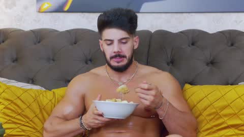 Dustin online show from 12/30/24, 05:26