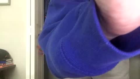 Snapshot of dustinthesweettalker chatting on 09/09/25, 06:40 Dustinthesweettalker online show from 09/09/25, 06:40