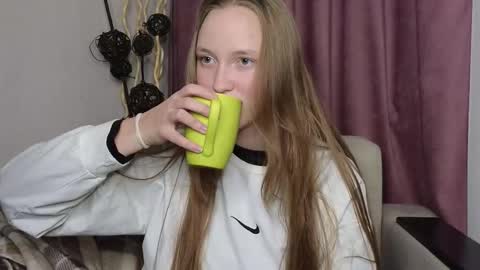 Jenny online show from 12/14/25, 06:45