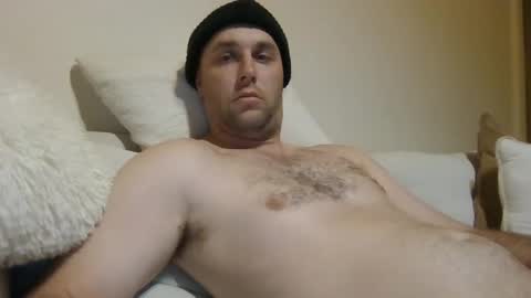 Snapshot of dustyroy09 chatting on 05/14/26, 08:32 dustyroy09 online show from 05/14/26, 08:32