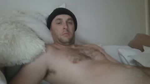 Snapshot of dustyroy09 chatting on 05/15/26, 06:20 dustyroy09 online show from 05/15/26, 06:20