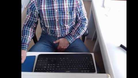 dutchpornking2 online show from 02/17/25, 08:09