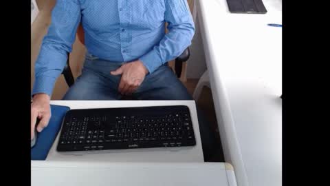 dutchpornking2 online show from 10/07/25, 07:27