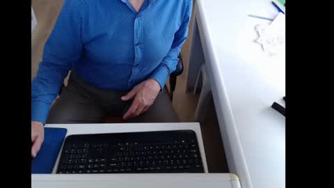 dutchpornking2 online show from 11/12/25, 09:10