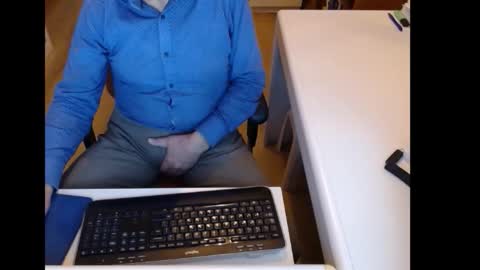 dutchpornking2 online show from 11/18/25, 08:08