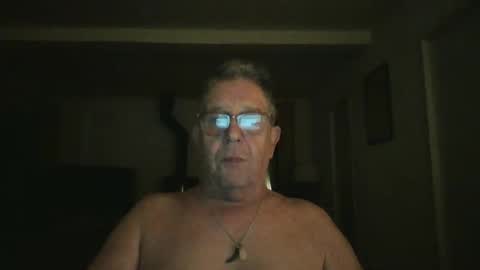 Snapshot of dutchsmooth chatting on 12/13/24, 06:31 dutchsmooth online show from 12/13/24, 06:31