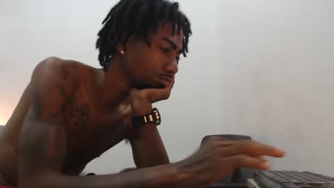 Snapshot of duvanf18 chatting on 05/04/26, 03:35 Elburrito online show from 05/04/26, 03:35