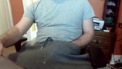 Snapshot of dweav240 chatting on 10/24/25, 07:10 dweav240 online show from 10/24/25, 07:10